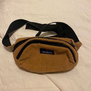 Kavu corduroy Fanny pack
